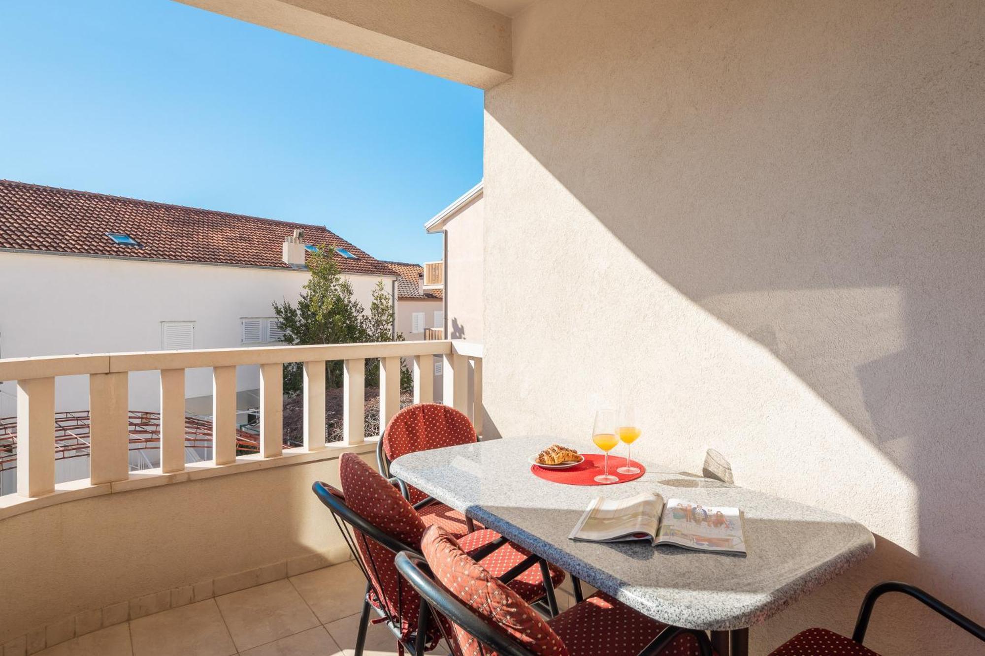 Filip Apartments - Free Parking By The House Makarska Exterior photo